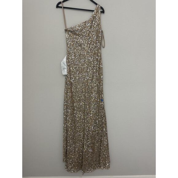 Mac Duggal Gold Sequin Embellished Spaghetti Straps Evening Gown Size 2 - Picture 8 of 11